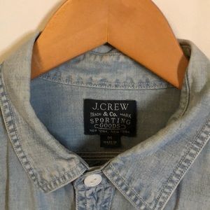 J Crew chambray shirt Mens size Medium